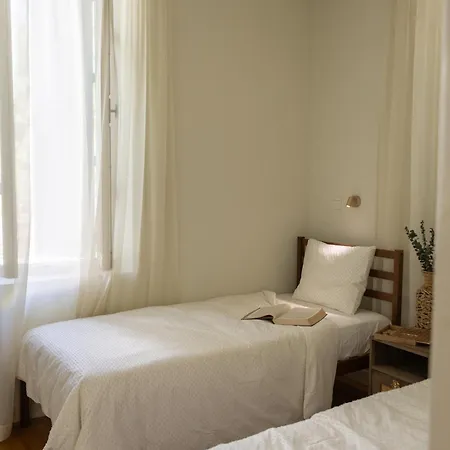 Historic Center 3br And 3bath Restored Heritage Case de vacanță Limassol